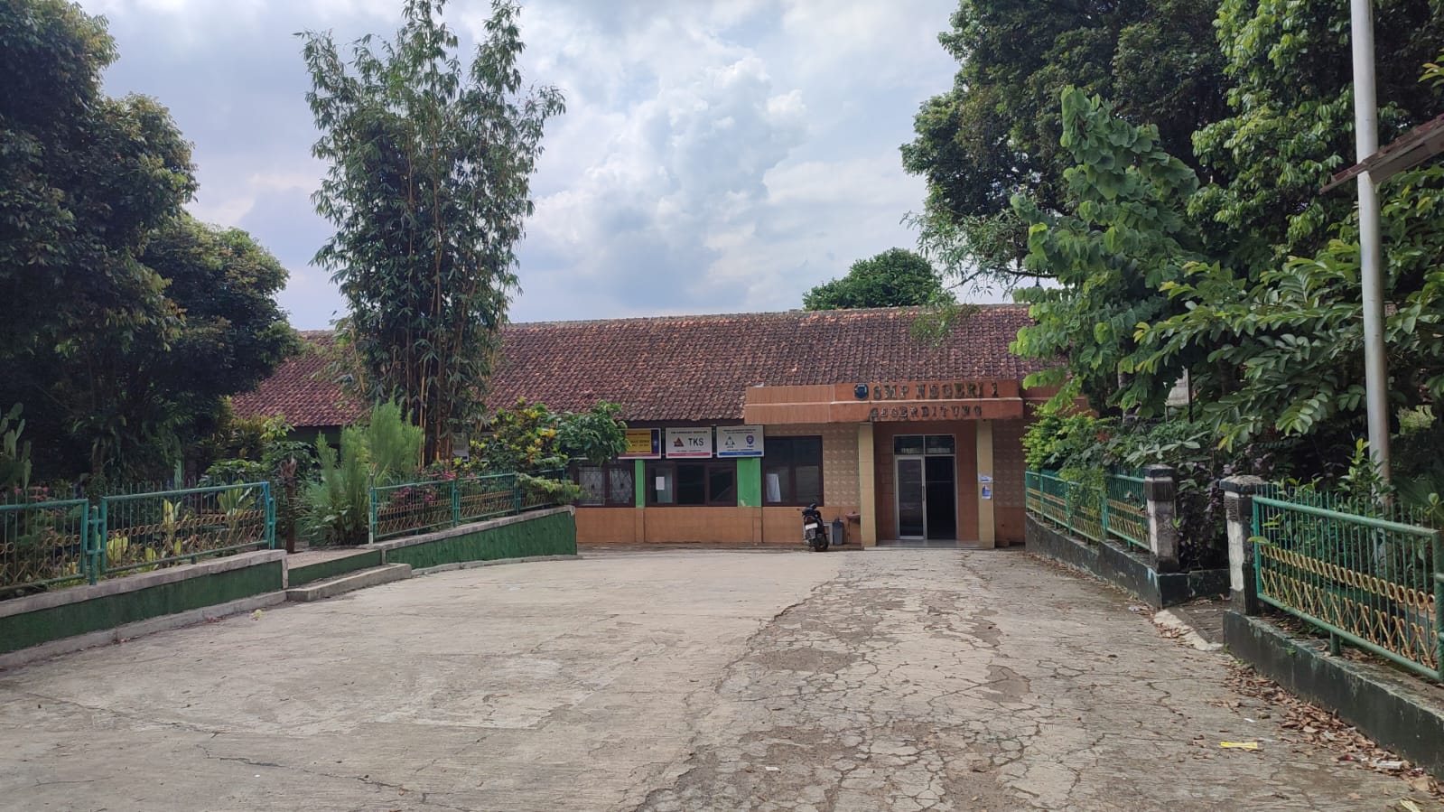 SMPN 1 Gegerbitung Dibobol Maling, Kasi Sarpras Zetta Usulkan Mekanisme Pengamanan Sekolah