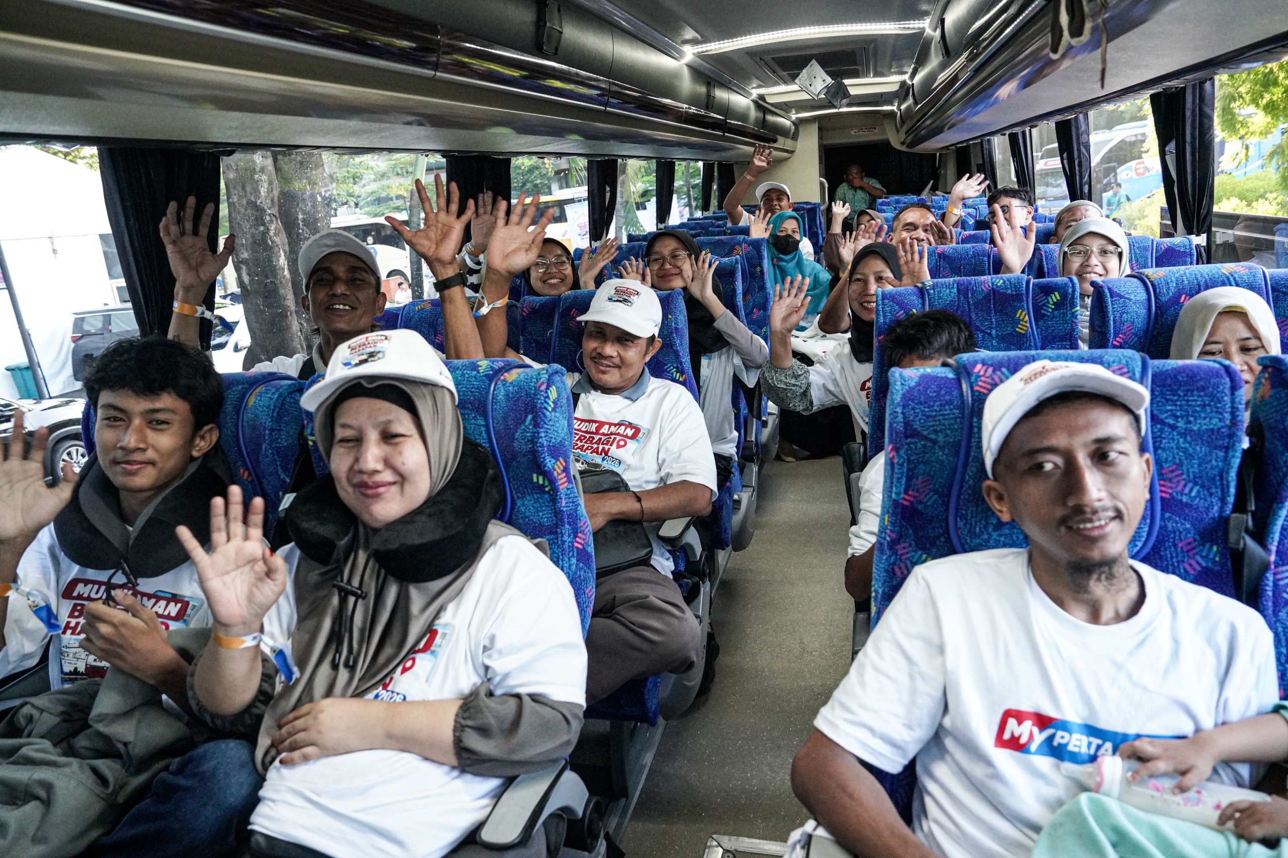 Pertamina Patra Niaga Berangkatkan Mitra Ojol Mudik Gratis Bareng MyPertamina