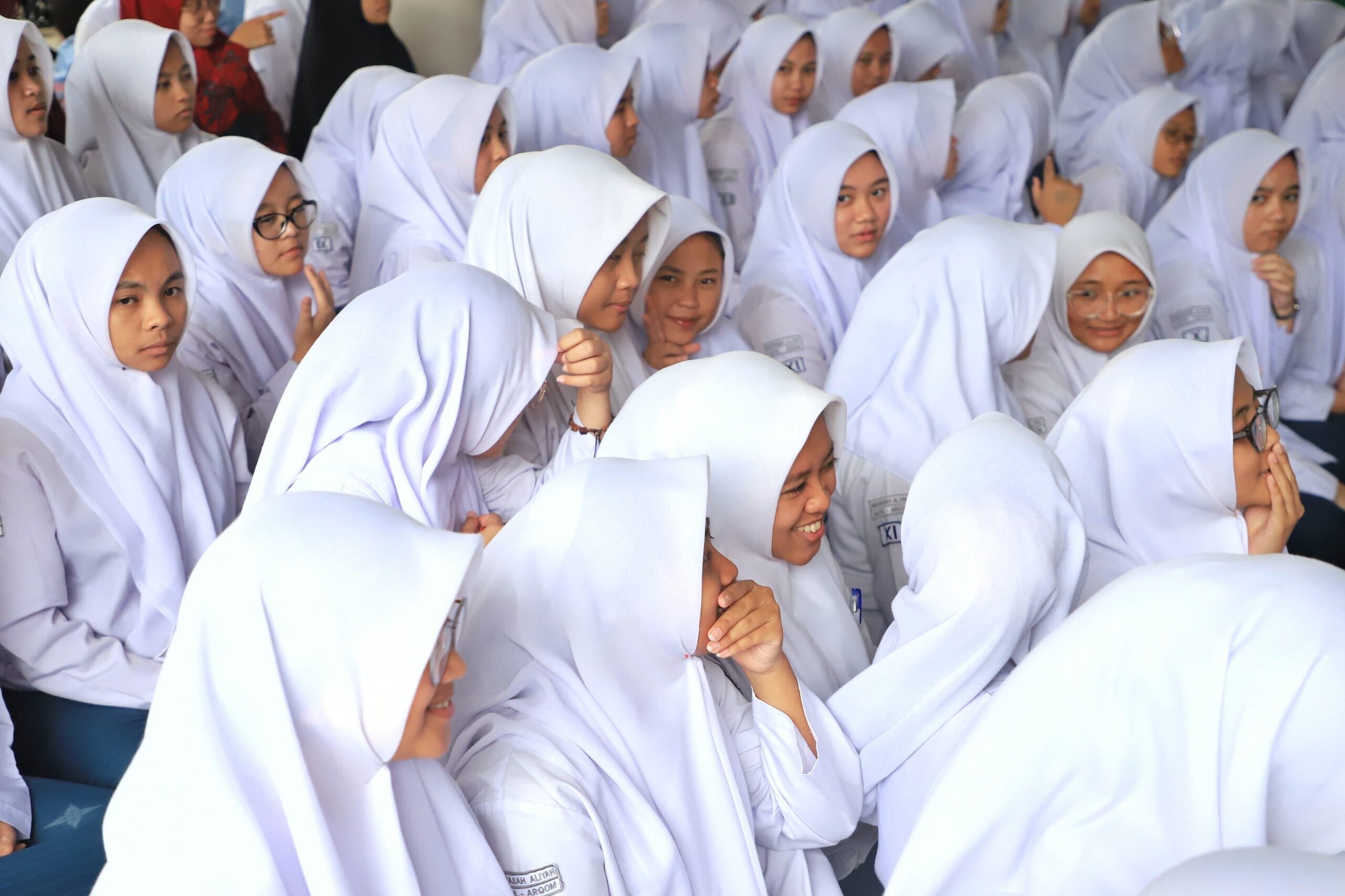 Wapres Gibran Bilang AI Bisa Jadi Alat Bantu Pembelajaran Sekolah