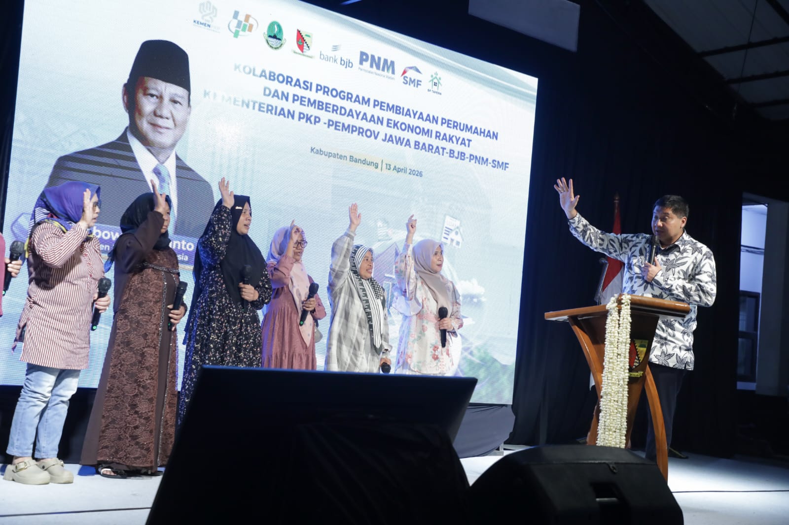 Lawan Rentenir Lewat KUR, Begini Kata Maruarar Sirait