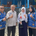 Desti Rusniawati, Siswi SMPN 1 Surade Kembali Raih Juara Cerpen Tingkat Nasional