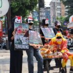 “Fore, Jangan Diam”: Aktivis Desak Komitmen Cage-Free di Tengah Tekanan Publik