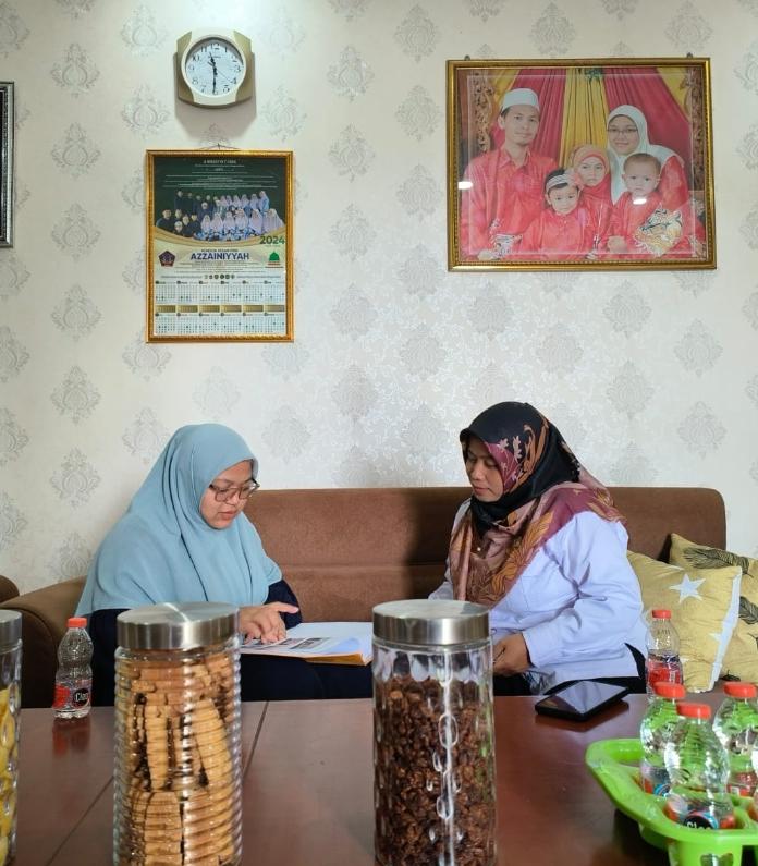 Diptop SMPN 4 Jampangtengah, Program Komunikasi untuk Mengatasi Masalah