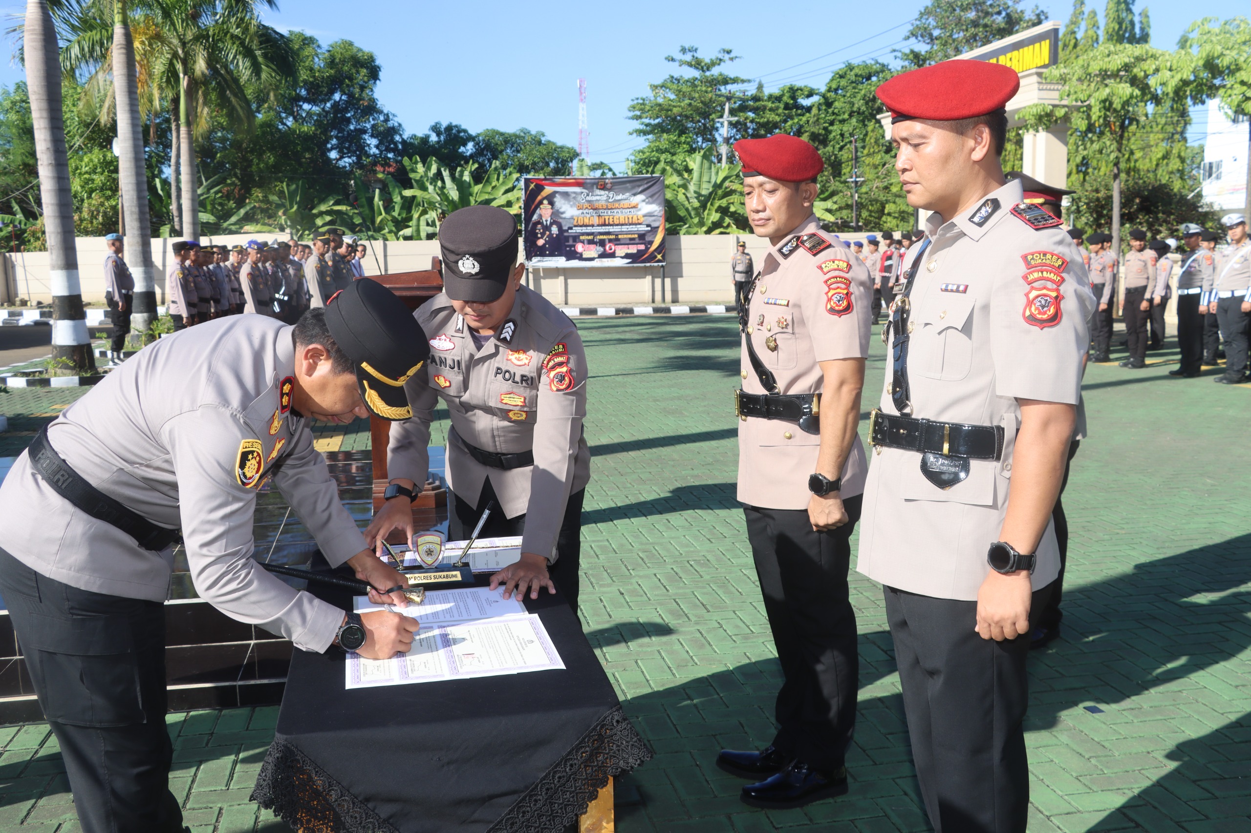 Sertijab, Kapolres Sukabumi Berpesan Profesionalisme Polisi Harus Jadi Landasan Utama